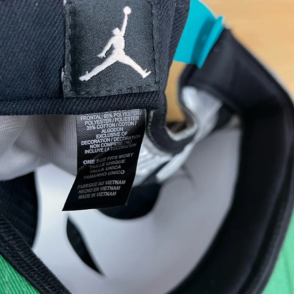 Charlotte Hornets Air Jordan Adjustable flat brim cap - ADULT UNISEX - Picture 4 of 4